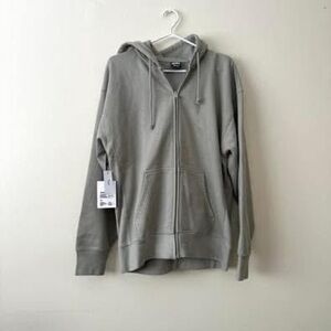ARITZIA Nwt Dusky Green Zip-Up Hoodie